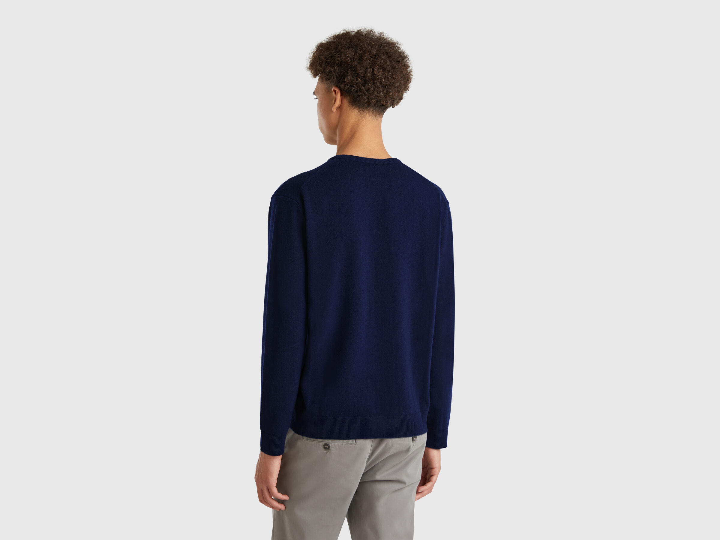 V NECK SWEATER L/S Hombre image number 2